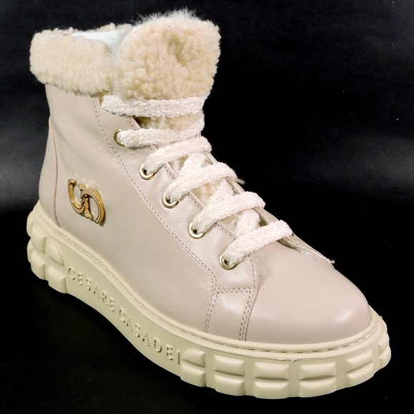 Casadei Shoes - CASADEI 🇮🇹 WOMEN'S CREAM LEATHER COMFORT LAMB FUR WINTER FASHION FLAT BOOTIE